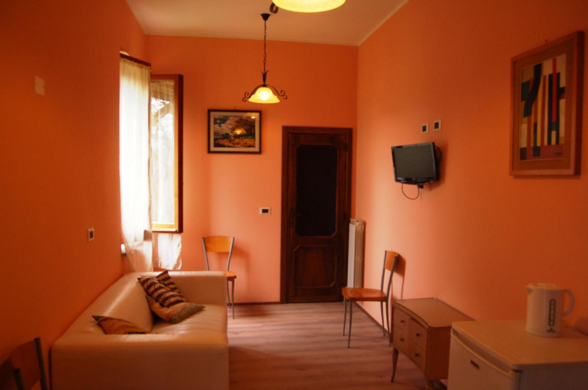 Borgo Nuovo San Martino Guest House Ambra Bagian luar foto