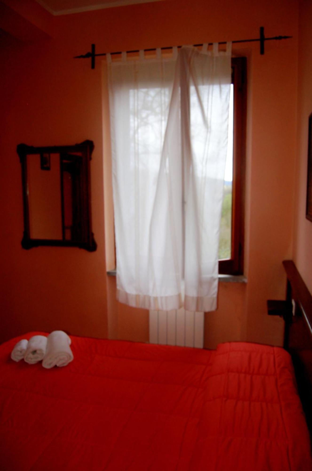 Borgo Nuovo San Martino Guest House Ambra Bagian luar foto