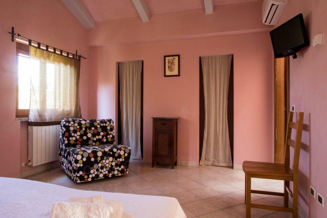 Borgo Nuovo San Martino Guest House Ambra Bagian luar foto