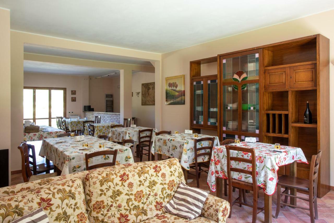 Borgo Nuovo San Martino Guest House Ambra Bagian luar foto
